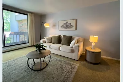 2300 W Good Hope Rd #339, Glendale, WI 53209 - Photo 5