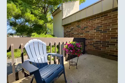 2300 W Good Hope Rd #339, Glendale, WI 53209 - Photo 25