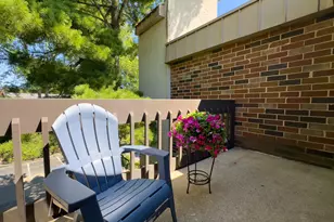 2300 W Good Hope Rd, Glendale, WI 53209 - Photo 25