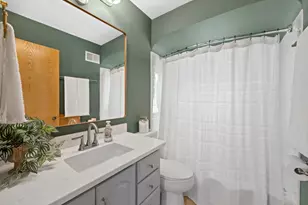 1308 Mackinac Ave, South Milwaukee, WI 53172 - Photo 13