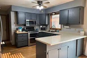3967 Ernst Dr, Hartford, WI 53027 - Photo 9