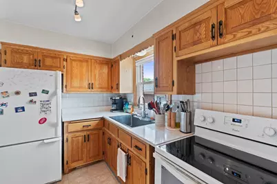 3169 N 93rd St, Milwaukee, WI 53222 - Photo 7