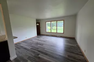 4380 N 143rd St, Brookfield, WI 53005 - Photo 3