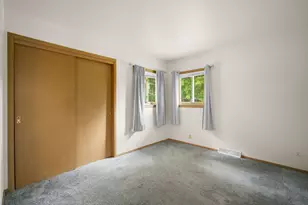 4380 N 143rd St, Brookfield, WI 53005 - Photo 9