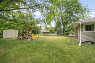4380 N 143rd St, Brookfield, WI 53005 - Photo 17