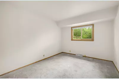 4380 N 143 St, Brookfield, WI 53005 - Photo 17