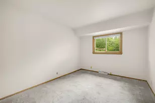 4380 N 143rd St, Brookfield, WI 53005 - Photo 11