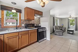 1315 Gartland Ave, Janesville, WI 53548 - Photo 5