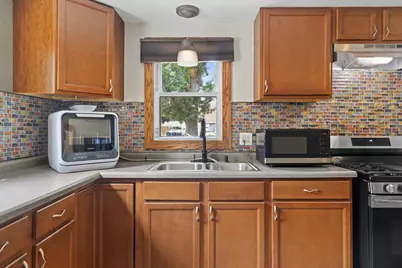 1315  Gartland Ave, Janesville, WI 53548 - Photo 3