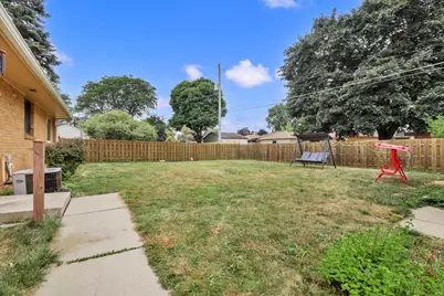 3446  Stratford Ave, Racine, WI 53402 - Photo 25