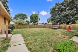3446 Stratford Ave, Racine, WI 53402 - Photo 25