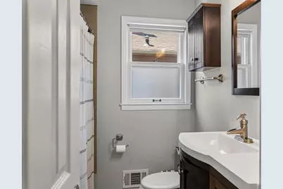 425 W Van Norman Ave, Milwaukee, WI 53207 - Photo 13