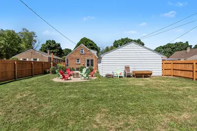 425 W Van Norman Ave, Milwaukee, WI 53207 - Photo 35