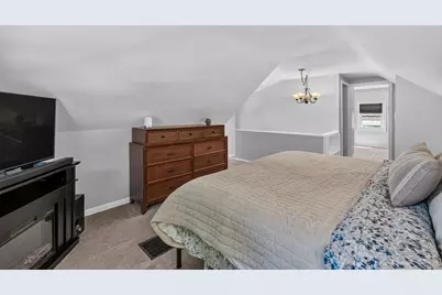 425 W Van Norman Ave, Milwaukee, WI 53207 - Photo 19