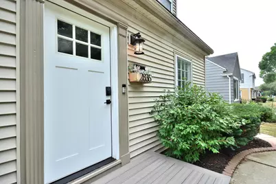 2836 N 90th St, Milwaukee, WI 53222 - Photo 3