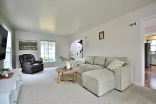2836 N 90th St, Milwaukee, WI 53222 - Photo 7