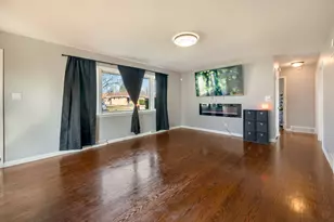 4158 N 77th St, Milwaukee, WI 53222 - Photo 5