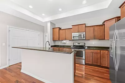 W179N11493  Blackstone Cir #3, Germantown, WI 53022 - Photo 21