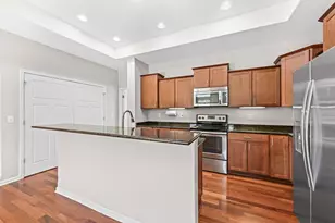 W179N11493 Blackstone Cir, Germantown, WI 53022 - Photo 21