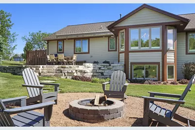 6724  Horseshoe Trl, Burlington, WI 53105 - Photo 3