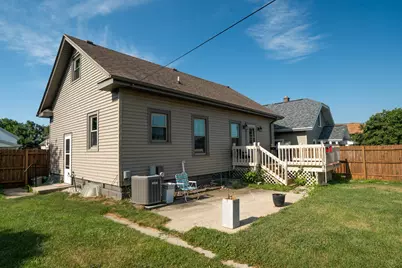516  Marquette Ave, South Milwaukee, WI 53172 - Photo 27