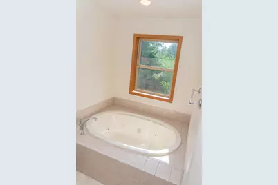 1981  Ashford Dr, Plover, WI 54467 - Photo 23