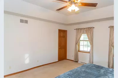 1981  Ashford Dr, Plover, WI 54467 - Photo 33