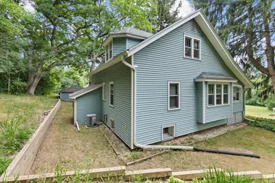 21650 W Valley Dr, New Berlin, WI 53146 - Photo 45