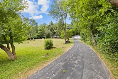 21650 W Valley Dr, New Berlin, WI 53146 - Photo 43