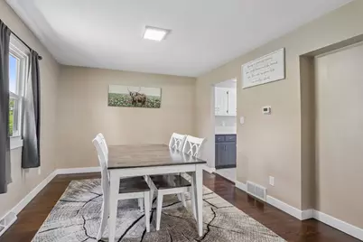 10780 S 92nd St, Franklin, WI 53132 - Photo 15