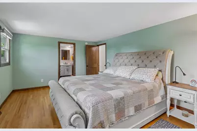 10780 S 92nd St, Franklin, WI 53132 - Photo 41