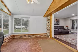10780 S 92nd St, Franklin, WI 53132 - Photo 31