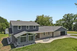 10780 S 92nd St, Franklin, WI 53132 - Photo 57