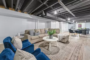 W132N12072 Mary Buth Ln, Germantown, WI 53022 - Photo 33