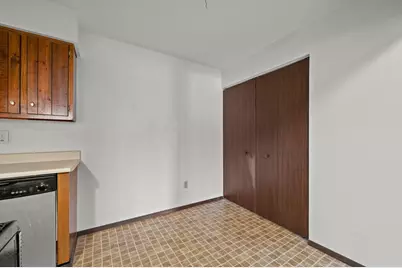 6440 W Howard Ave #103, Milwaukee, WI 53220 - Photo 13
