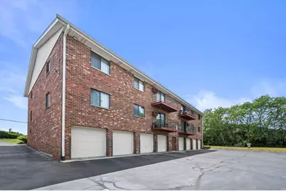 6440 W Howard Ave #103, Milwaukee, WI 53220 - Photo 23