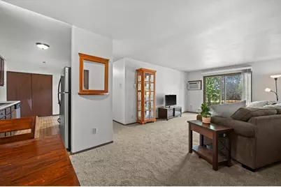 6440 W Howard Ave #103, Milwaukee, WI 53220 - Photo 7