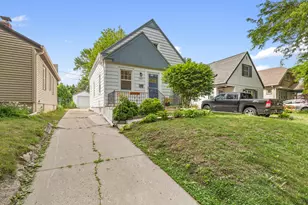 8313 Stickney Ave, Wauwatosa, WI 53213 - Photo 31