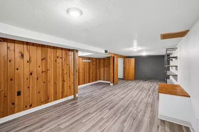 2539 N 80th St, Wauwatosa, WI 53213 - Photo 15