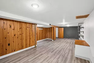 2539 N 80th St, Wauwatosa, WI 53213 - Photo 15