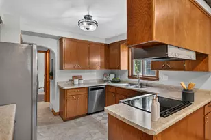 8941 W Montana Ave, West Allis, WI 53227 - Photo 15