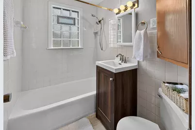 8941 W Montana Ave, West Allis, WI 53227 - Photo 23