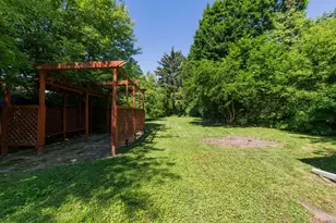 1614 St Clair St, Racine, WI 53402 - Photo 5