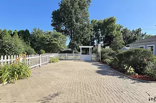 215 Randall Pl, Elkhorn, WI 53121 - Photo 63