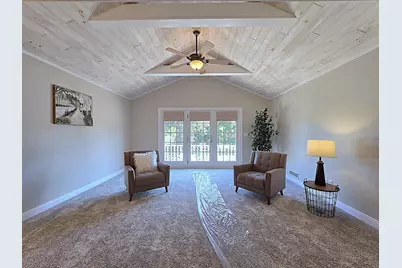 215  Randall Pl, Elkhorn, WI 53121 - Photo 23