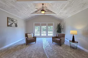 215 Randall Pl, Elkhorn, WI 53121 - Photo 23