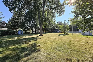 215 Randall Pl, Elkhorn, WI 53121 - Photo 67