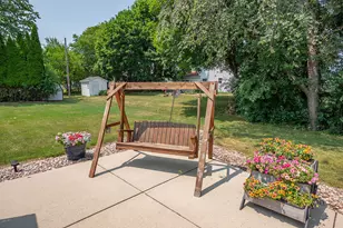 5859 N 119th St, Milwaukee, WI 53225 - Photo 31