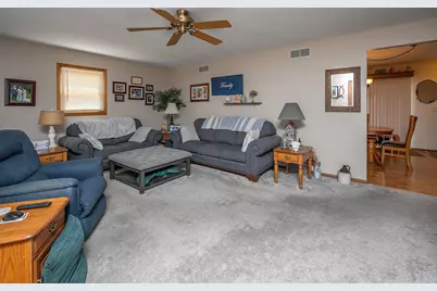 5859 N 119th St, Milwaukee, WI 53225 - Photo 5