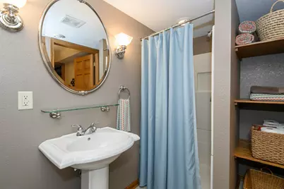 2147  Inverness Dr, Waukesha, WI 53186 - Photo 67